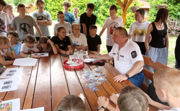 A BŰNMEGELŐZÉSBEN IS RÉSZT VESZNEK AZ ISKOLAŐRÖK