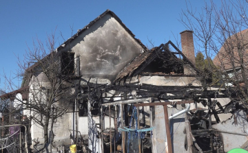 FELROBBANT A KAZÁNHÁZ