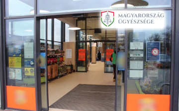 Letartóztatásba került a biztonsági őrrel dulakodó rabló