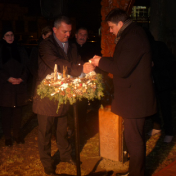 Advent második gyertyáját gyújtották meg Karcagon