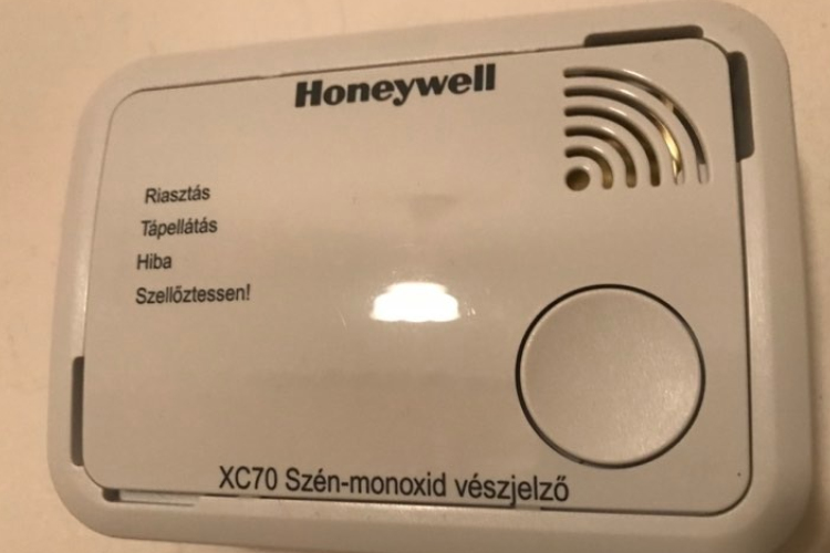 Jól jelzett a szén-monoxid-érzékelő Jászalsószentgyörgyön