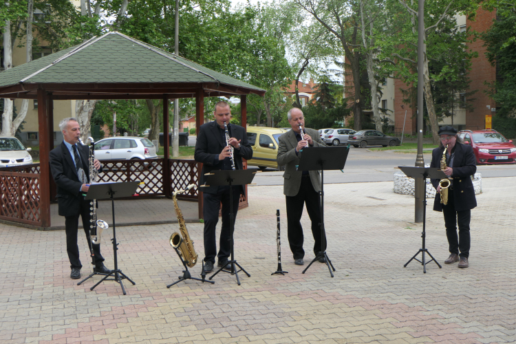 CLAXOTON QUARTET