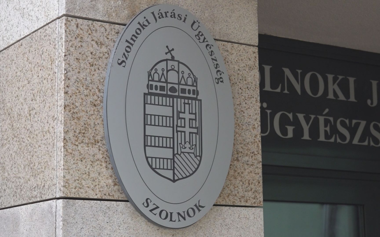 TÁPEGYSÉGEKET LOPOTT-SZÜNETELT MIATTA A SZOLGÁLTATÁS