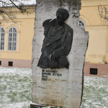 Mándoky Kongur Istvánra emlékezve