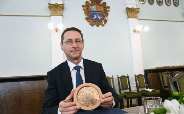 Varga Mihály: teljes erővel tenni kell a magyarság felemelkedéséért