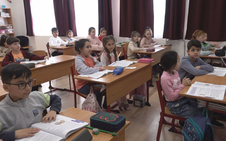 ISKOLAHÍVOGATÓ A „KOVÁTS-BAN”