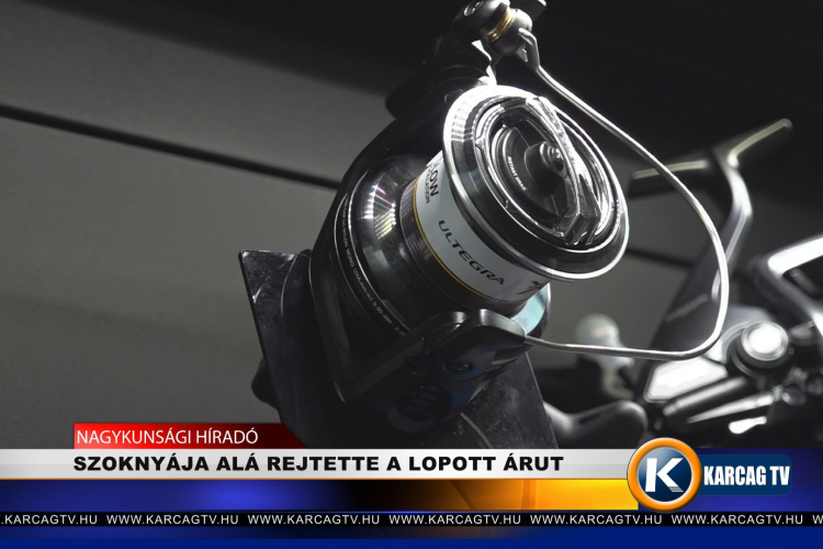 SZOKNYÁJA ALÁ REJTETTE A LOPOTT ÁRUT