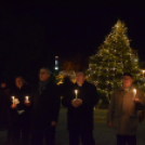 Meggyújtották az első adventi gyertyát