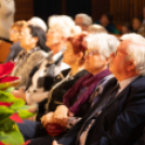 Az első adventi gyertya meggyújtása