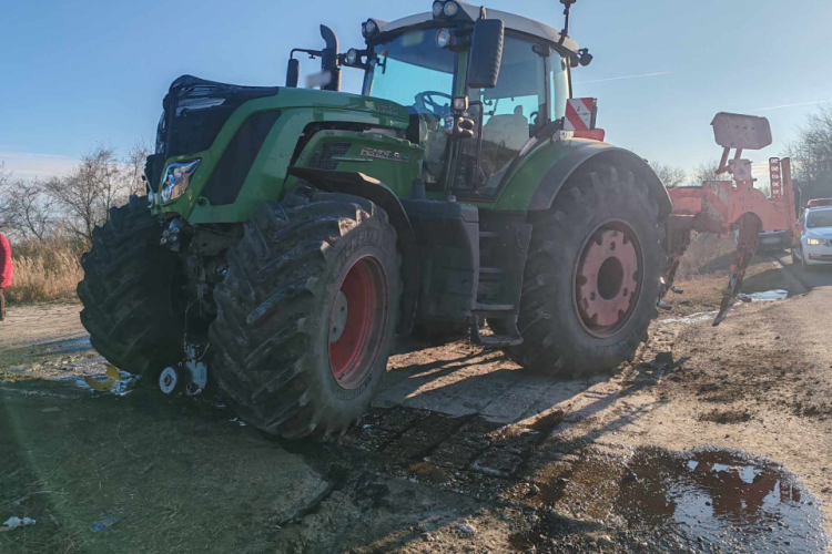  Traktorral ütközött egy vonat Jászkisérnél