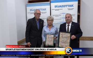 SPORTLÉTESÍTMÉNYEKÉRT EMLÉKDÍJ ÁTADÓJA