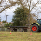 Traktoros ügyességi verseny