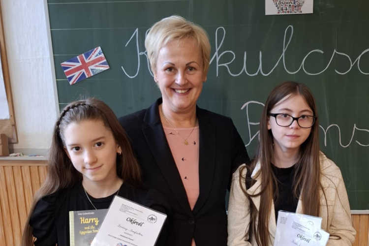 Kiemelkedő eredmények a Kiskulcsosi Poems versmondó versenyen!
