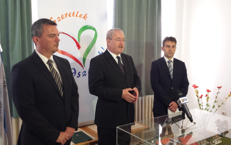 Megsemmisítő Fidesz győzelem Abádszalókon