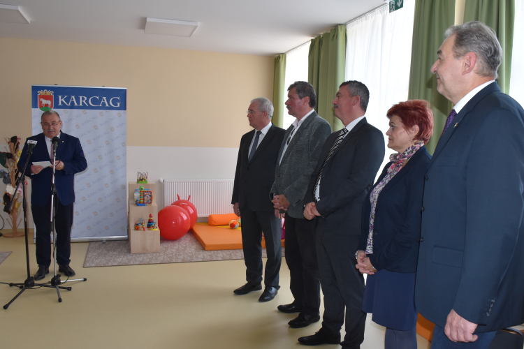 ÁTADTÁK A FELÚJÍTOTT VARRÓ ÚTI BÖLCSŐDÉT