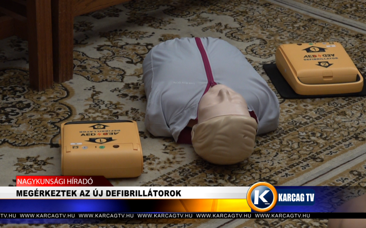 MEGÉRKEZTEK AZ ÚJ DEFIBRILLÁTOROK
