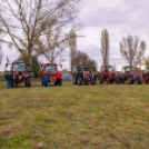 Traktoros ügyességi verseny