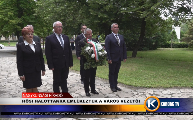 HŐSI HALOTTAKRA EMLÉKEZTEK A VÁROS VEZETŐI