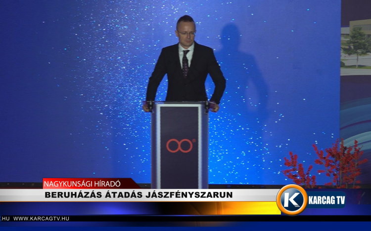 BERUHÁZÁS ÁTADÁS JÁSZFÉNYSZARUN