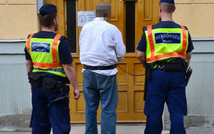 22-én betört már másnap indulhat is a börtönbe