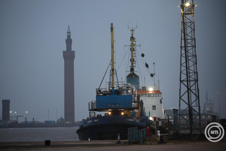 Összeütközött az Északi-tengeren egy olajszállító tartályhajó és egy teherhajó, üzemanyag szivárog a tengerbe