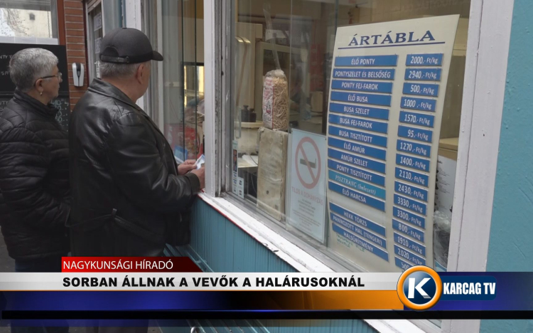 SORBAN ÁLLNAK A VEVŐK A HALÁRUSOKNÁL