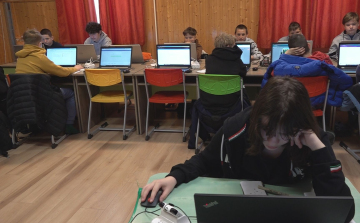 ORSZÁGOS KOMPETENCIAMÉRÉS A „REFIBEN”