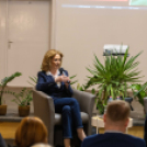 Ferencz Orsolya űrkutató, űrkutatásért felelős miniszteri biztos lakossági fóruma