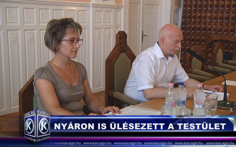 Nyáron is ülésezett a testület