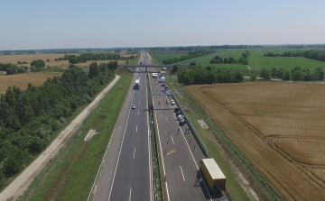 M4-es gyorsforgalmi út újabb szakasza