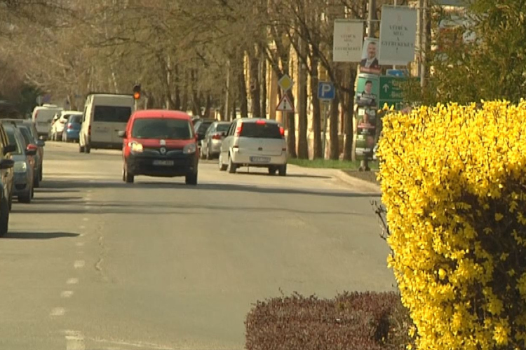 JÓL JÁR AKI JÚNIUS VÉGÉIG FOGLAL IDŐPONTOT