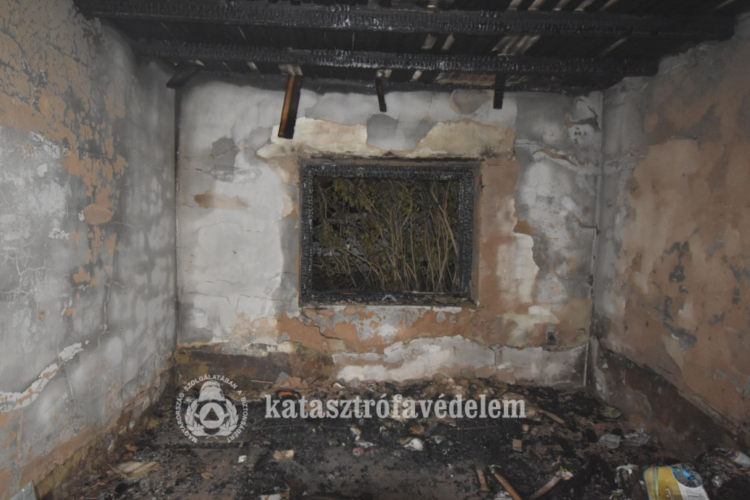 Lángolt egy lakóház Tiszasülyön