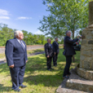 Koszorúzás a Hősök Napja alkalmából