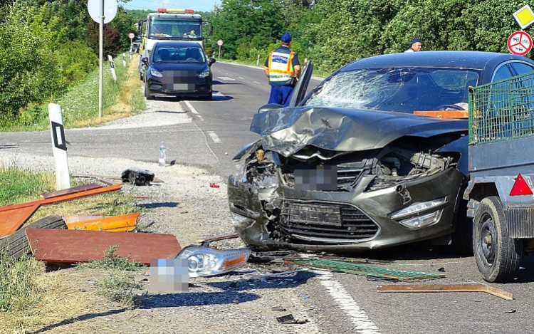 BEFEJEZŐDÖTT A HALÁLOS KIMENETELŰ KÖZÚTI KÖZLEKEDÉSI BALESET HELYSZÍNELÉSE SZOLNOKON 