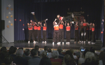 TAVASZKÖSZÖNTŐ GÁLA