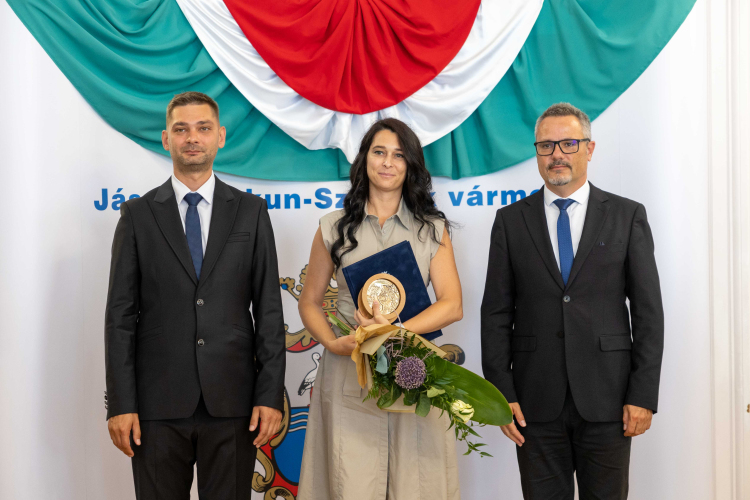 Ünnepi megemlékezés a Vármegyeházán
