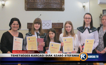 TEHETSÉGES KARCAGI DIÁK SZABÓ STEFÁNIA