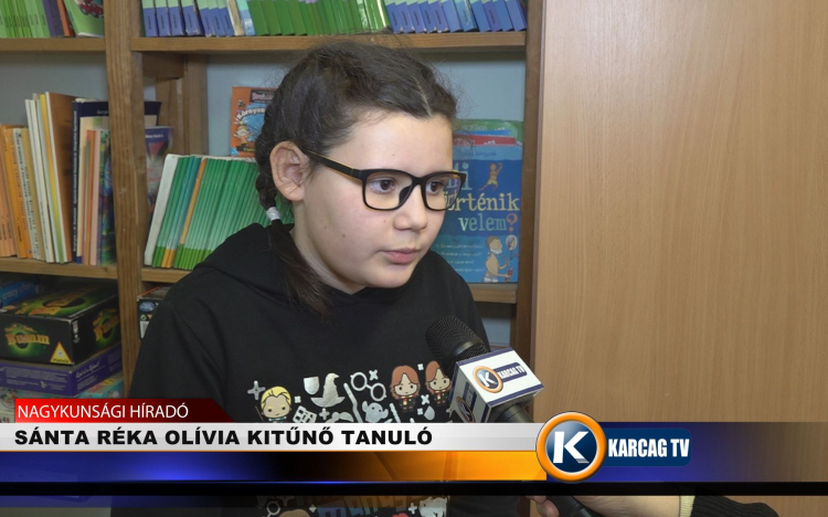  SÁNTA RÉKA OLÍVIA KITŰNŐ TANULÓ