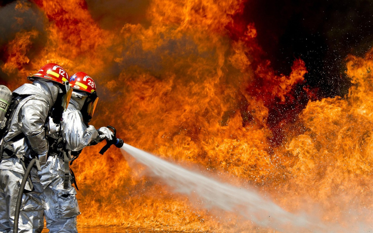Ukrajna háború - Tüzet okozott egy ukrán dróntámadás egy dél-oroszországi olajbázison