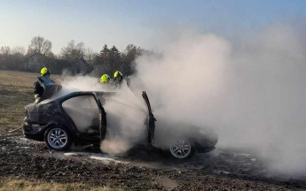  Kigyulladt egy gépkocsi Túrkevén