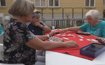 JÁTÉK TÖLTÖTTE MEG A NYÁRESTÉT