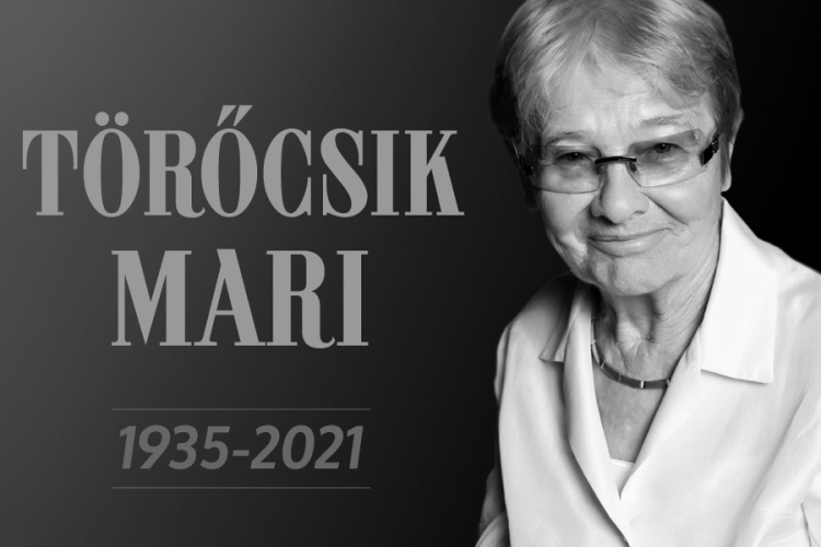 A Nemzeti Színházban róhatják le kegyeletüket Törőcsik Mari tisztelői