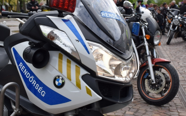 MOTOROS SZEZON