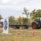 Traktoros ügyességi verseny