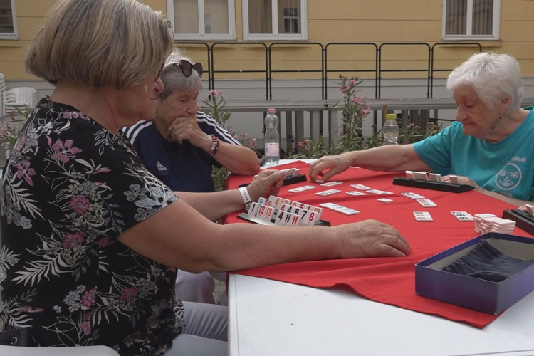 JÁTÉK TÖLTÖTTE MEG A NYÁRESTÉT