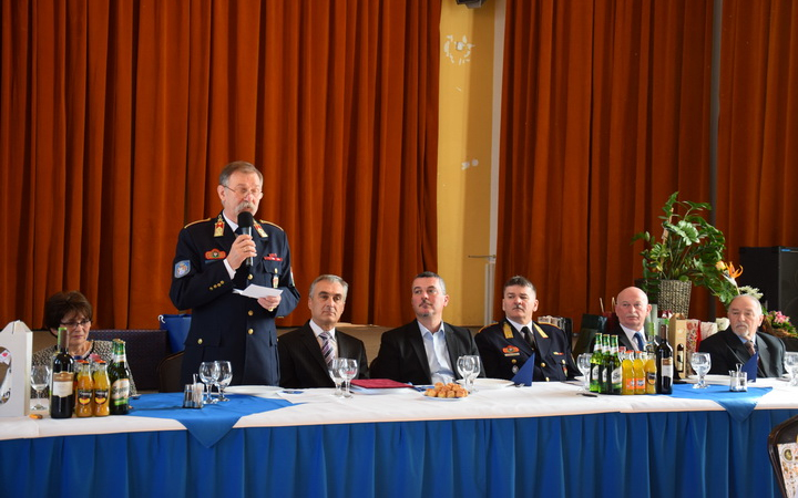 Sikeres tűzoltóságot, majd kirendeltséget vezethetett Lévai Kálmán.