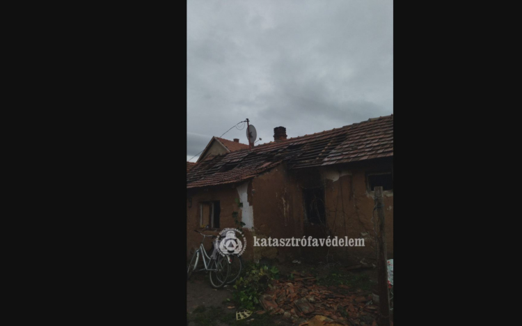  Családi ház égett Karcagon