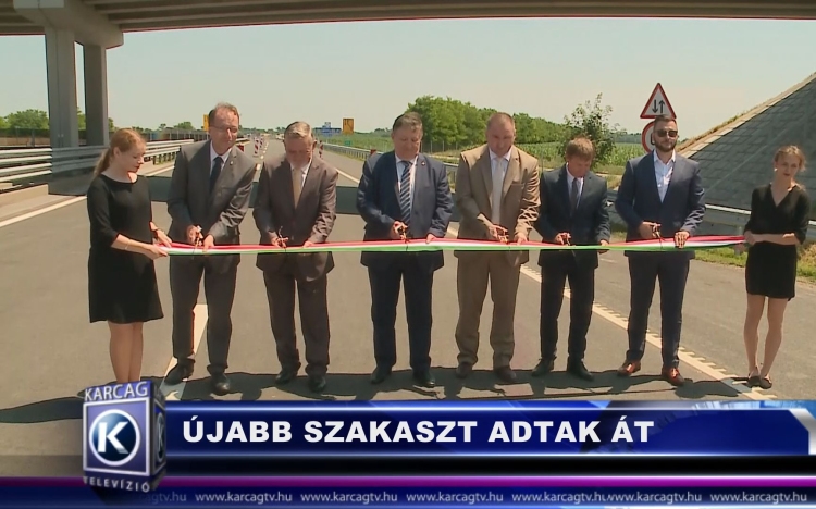 Újabb szakaszt adtak át