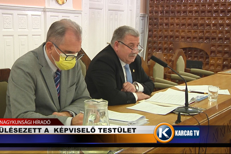 ÜLÉSEZETT A KARCAG VÁROSI ÖNKORMÁNYZAT KÉPVISELŐ TESTÜLETE