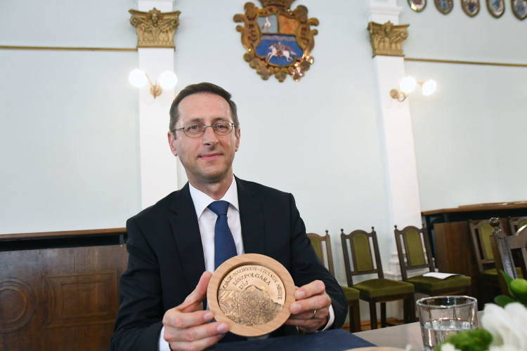  Varga Mihály: teljes erővel tenni kell a magyarság felemelkedéséért